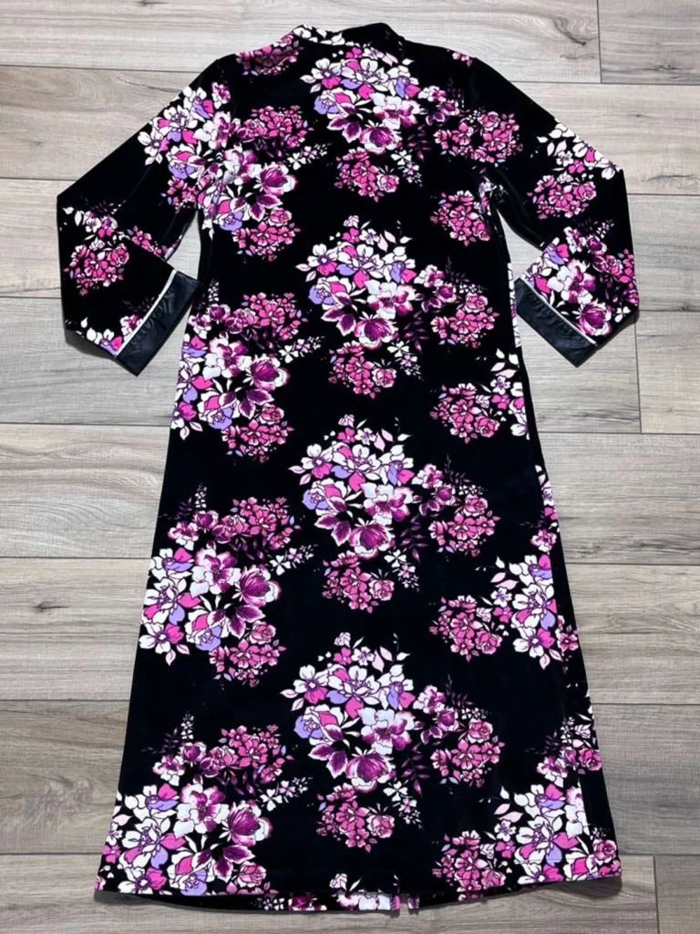 Jaclyn Smith Womens Full Zip Floral Robe Size Medium Black Pink - Picture 13 of 15